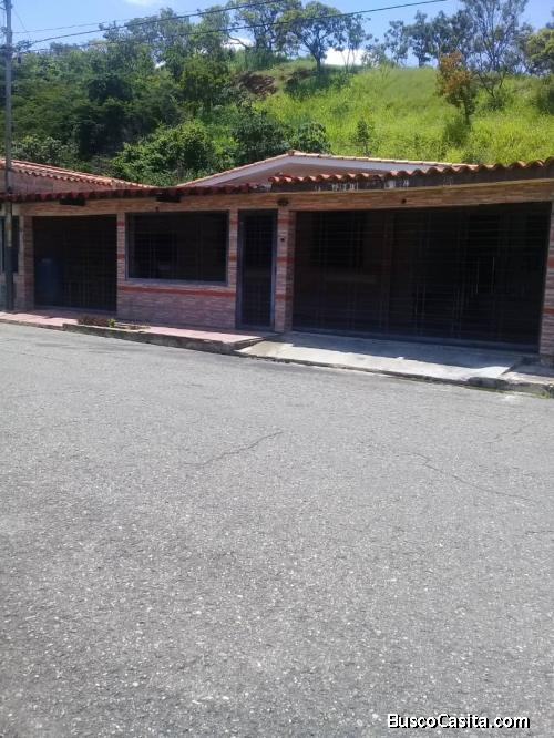 SKY GROUP PLATINUM VENDE Casa en Morro II, San Diego