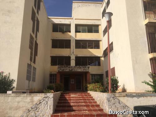 Venta de Apto. C.R El Pinar, Maracaibo