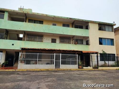 Venta Apto. C.R Torre Molino, Cumbres de Maracaibo, C-2