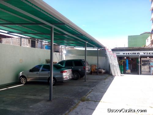 INMOBILIARIA RAFABIENES. C.A. Vende Local Comercial con estacionamiento