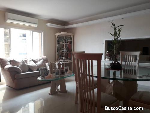 SE VENDE APARTAMENTO ISLA DORADA MARACAIBO