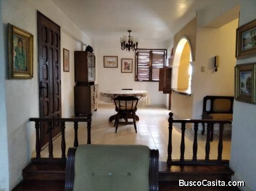 SE  VENDE APARTAMENTO SECTOR SANTA RITA MARACAIBO