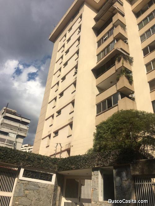 Se vende apartamento en La Campiña (calle ciega)