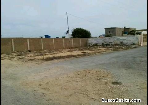 VENTA TERRENO  PUERTA MARAVEN AV OLLARVIDES SUR