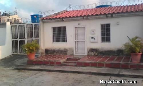 SKY GROUP PLATINUM VENDE Casa tipo Town House en Tucacas