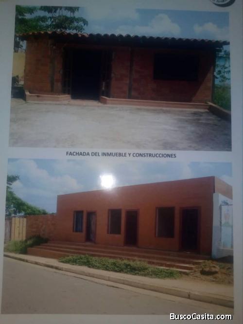 Venta de terreno casa y locales