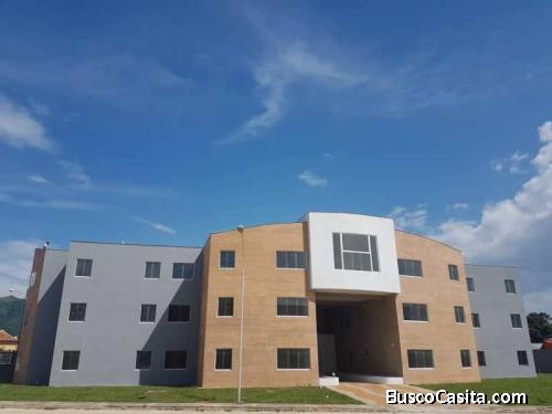 SKY GROUP PLATINUM VENDE Apartamento en Los Claveles, San Diego