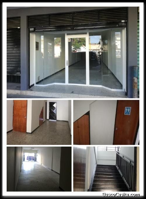 Se venden tres Locales Comercialesl en Av. Bolívar, Valencia, edo. Carabobo