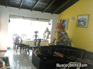 Vendo casa en Curagua