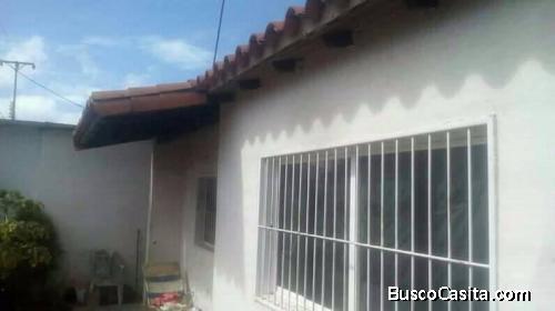 Vendo excelente casa en Las Amazonas