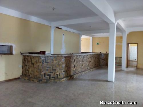 En alquiler local en Av. Manuel Piar