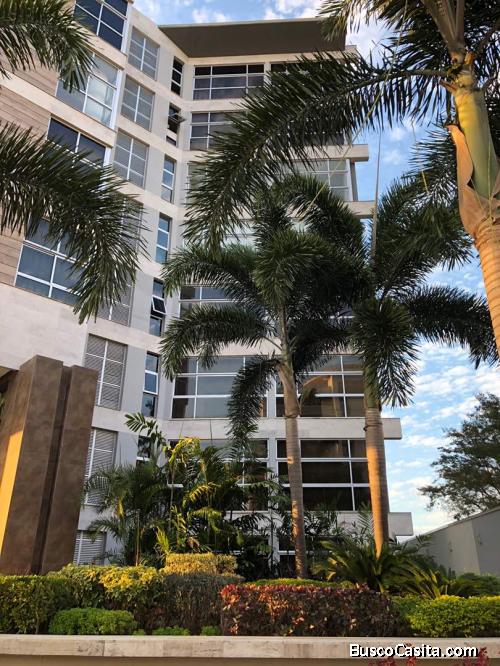 Apartamento En Terrazas Del Country, Res. Xian. Foa-964