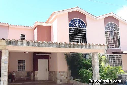 Townhouse 162 M2 Venta Urb. La Entrada de Naguanagua - RTH11