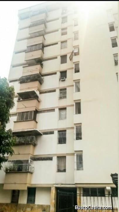 SKY GROUP PLATINUM VENDE Apartamento en La Trinidad, Calle Prebo