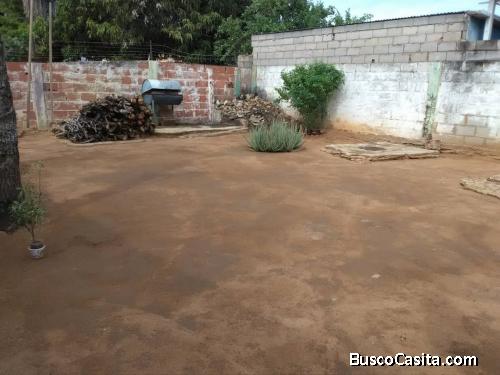 REMAX BLUE vende Terreno en Sierra Maestra 498m2 sólo de terreno.
