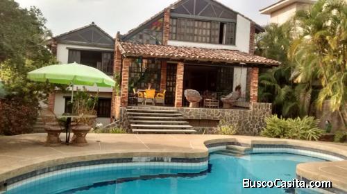 Casa en Venta en Altos de Guataparo Valencia