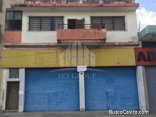 SKY GROUP PLATINUM VENDE Galpón con Apartamento en la Michelena