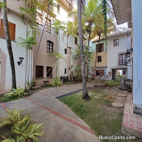 EN VENTA APTO. DUPLEX EN RESID. PUEBLO VIEJO, LECHERIA