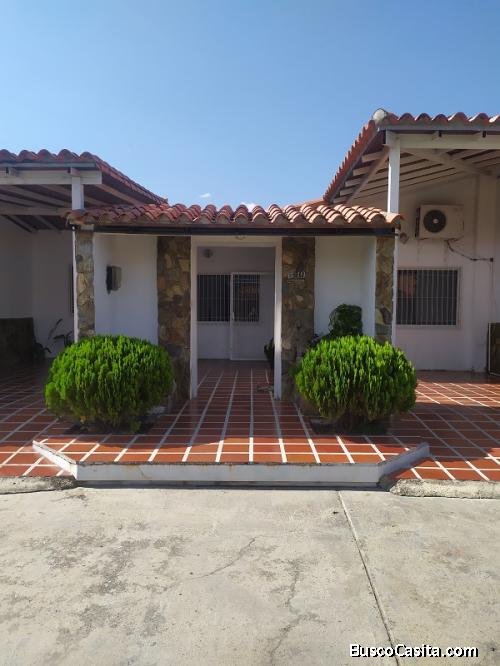 LISMAR LEDEZMA VENDE CASA EN SAN JOAQUIN, LOS VENCEDORES II