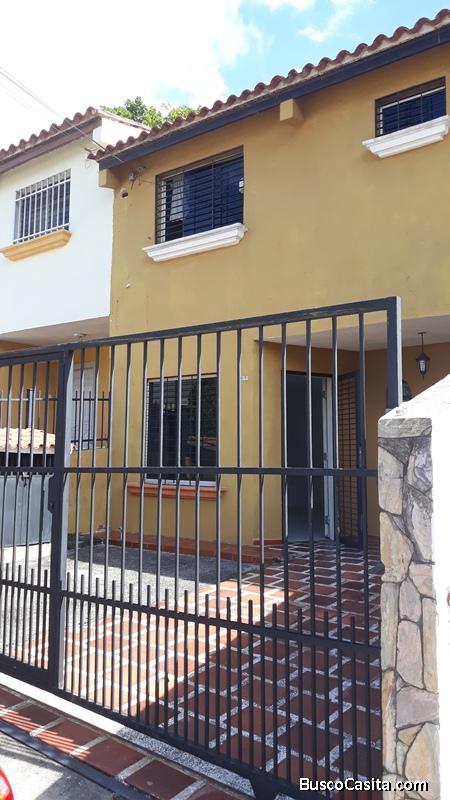 SKY GRUOP PLATINUM VENDE Casa en La Entrada, Naguanagua