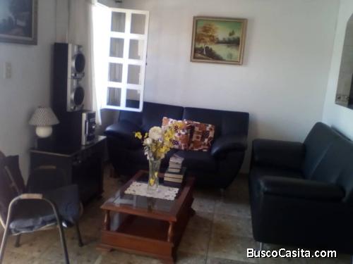 CASA EN VENTA EN GUACARA URB . LAGO JARDIN
