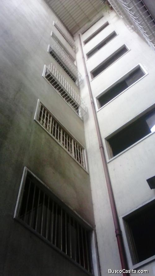 Se Vende Apto 75 m2, Av. Andrés Bello, Caracas