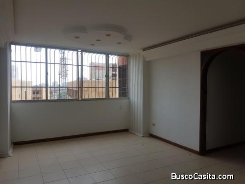 Vendo cómodo y económico apartamento en Cerros de Marín Maracaibo 