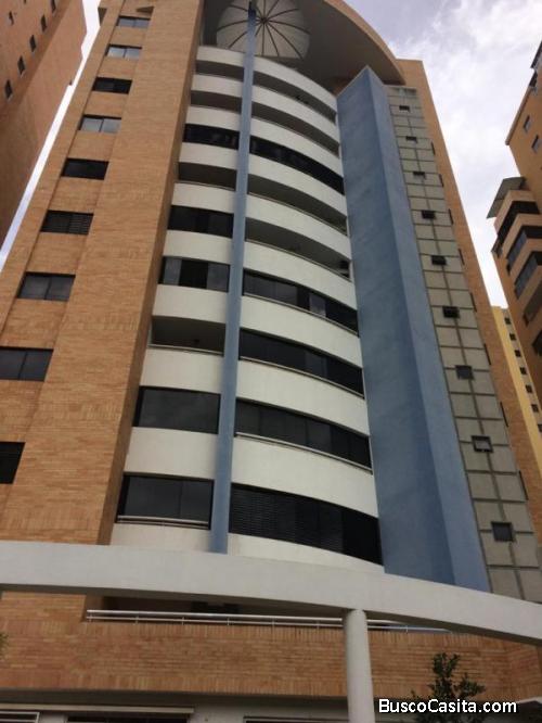 EN VENTA UN HERMOSO Y EXCLUSIVO APARTAMENTO DE 245 M2 EN LA TRIGALEÑA