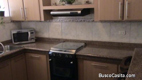 Vendo por motivo de Viaje apartamento en  Santa Teresa del Tuy