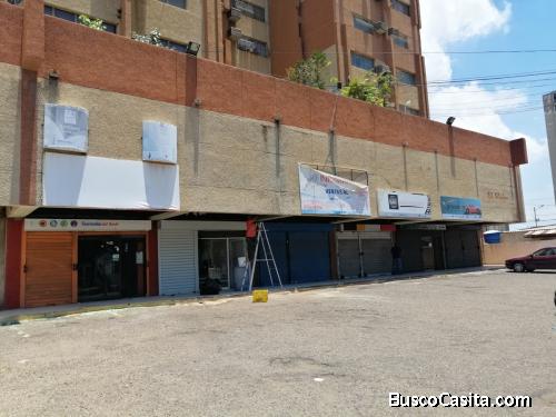 LOCAL COMERCIAL ALQUILER SANTA RITA TIERRA NEGRA MARACAIBO API 33036