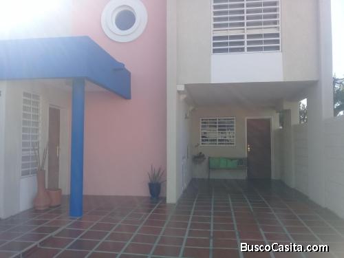 Vendo townhouse Acuarelas del sol Monte Bello Maracaibo