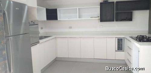 Vendo casa Islas del Lago,Lago Mar Beach Maracaibo 