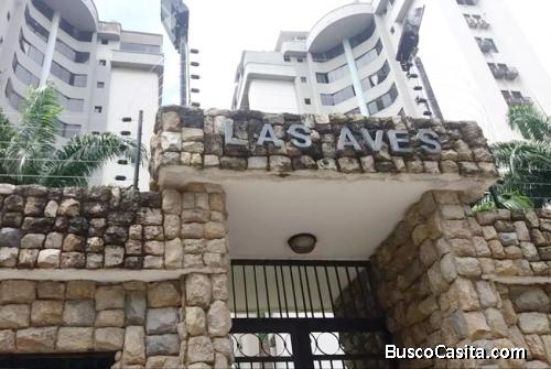 Alquiler Apartamento Frente al CC Cristal Urb La Granja - RAP58