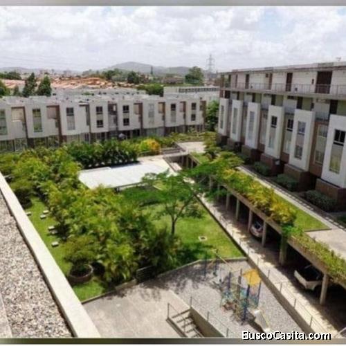 En Venta apartamento Colinas del Viento