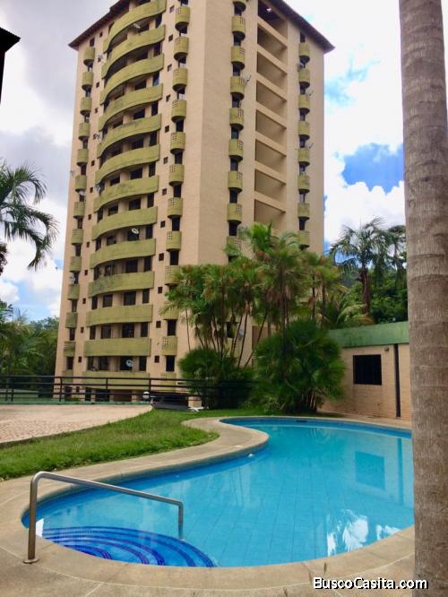 SKY GROUP Vende apartamento en Conj. Res. Alltos del Mirador. 