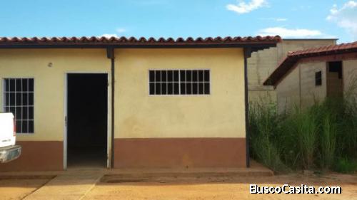 VENDO CASA EN VILLAS DEL EXITO 