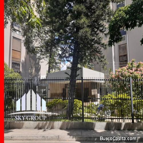  *SKY GROUP PHILIPS VENDE O ALQUILA APARTAMENTO RESIDENCIA ARAGUANEY AV. CUATRICENTENARIA*