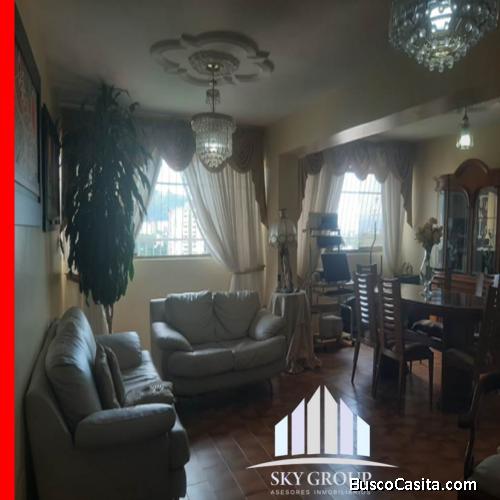 SKY GROUP PHILIPS VENDE  Bello y acogedor Apartamento en  Parque Napoli - Los Nisperos  PHA-774