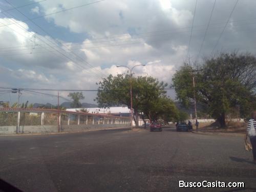 Zoraida Araujo Vende Fondo de Comercio En San Diego