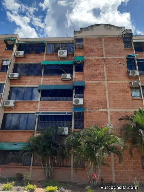 Apartamento En Venta en Los Laureles Foa-1124