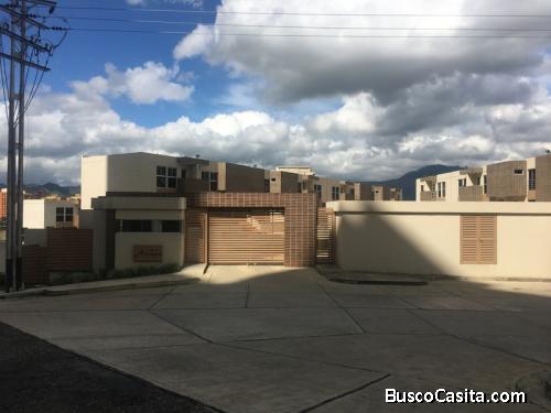 SKY GROUP PLATINUM VENDE Apartamento en Jardín Mañongo