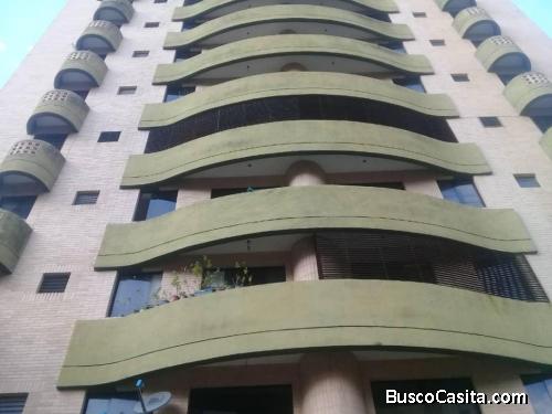 Nelly Nava Alquila Apartamento en Parque Mirador Valencia