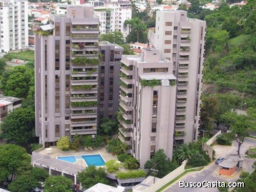 Inmovaly ofrece Apartamento Campo Alegre RV1149 / Elys Arraiz / 04144352818