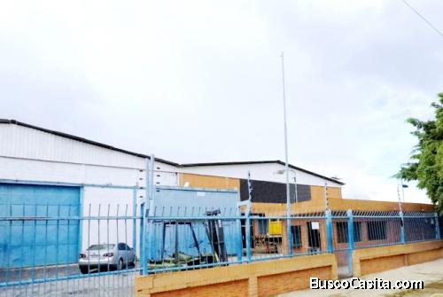 Venta Galpón 2.800 M2 Zona Industrial Municipal Norte - YGL13