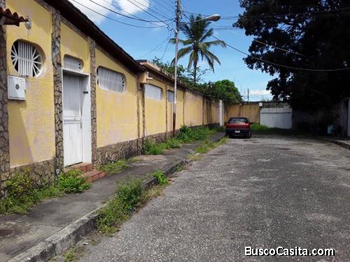 Casa en la Urbanizacion 24 de Julio Construida Armonicamente Fengh shui
