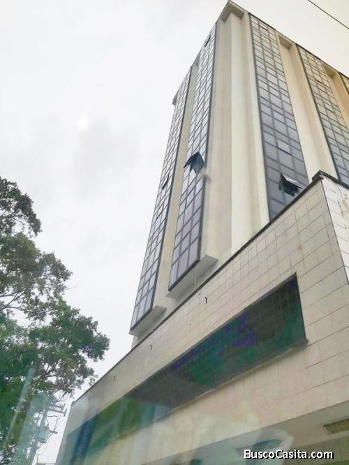 Oficina Para Alquiler En Av Bolivar Norte Idof-102