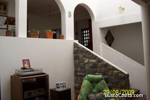 Venta de casa en La Unión El Hatillo  Caracas de 633 m2