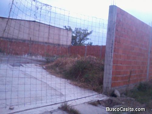 En Venta Terreno en Paraparal, Los Guayos