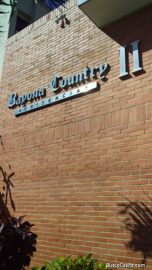 SKY GROUP PLATINUM VENDE Apartamento en Tazajal, Bayona 