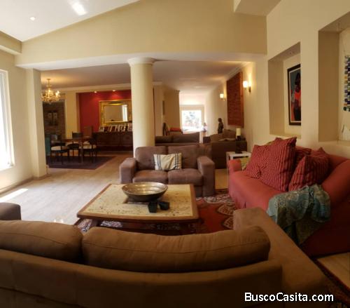 Vende Casa Sector La Virginia. Calle Cerrada Conformada en 2 pisos. 600 mt2 de construccion - 3 habi